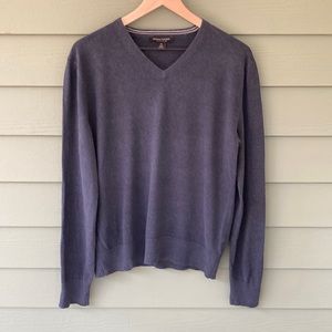 Men’s Banana Republic, navy bluish-gray, V-neck sweater, size medium